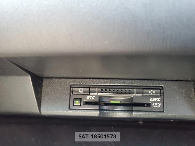 Lexus NX 2014-10 8343422-8