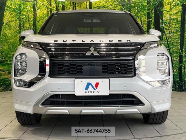 Mitsubishi OUTLANDER PHEV 2022-08 8342844-14