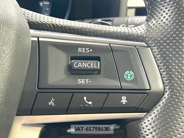 Mitsubishi OUTLANDER PHEV 2023-04 8343036-5
