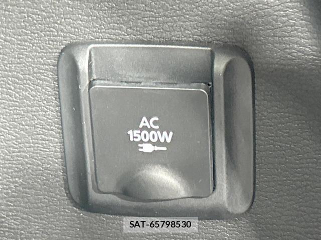 Mitsubishi OUTLANDER PHEV 2023-04 8343036-6