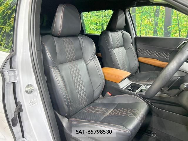 Mitsubishi OUTLANDER PHEV 2023-04 8343036-7
