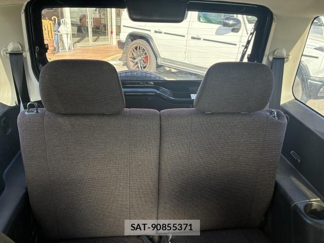 Mitsubishi PAJERO MINI 2012-06 8343238-11