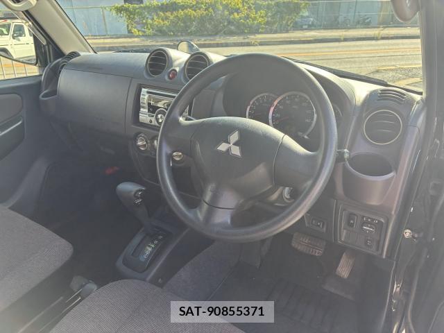 Mitsubishi PAJERO MINI 2012-06 8343238-13