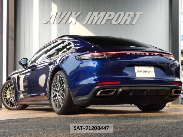 Porsche PANAMERA 2021-07 8342504-1