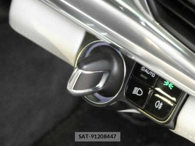 Porsche PANAMERA 2021-07 8342504-17