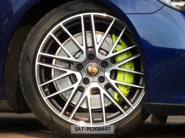 Porsche PANAMERA 2021-07 8342504-5