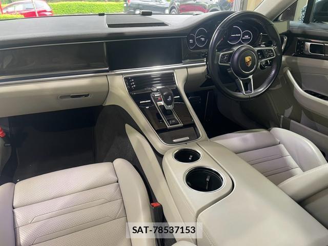 Porsche PANAMERA 2017-02 8343062-2