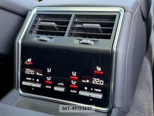 Porsche PANAMERA 2021-01 8344302-17