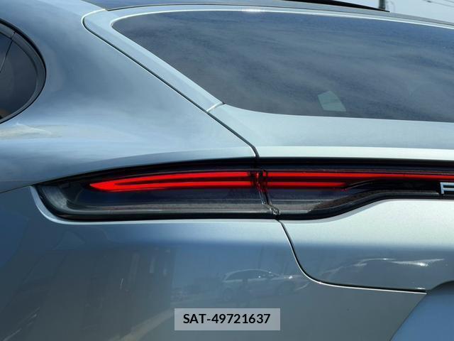 Porsche PANAMERA 2021-01 8344302-3