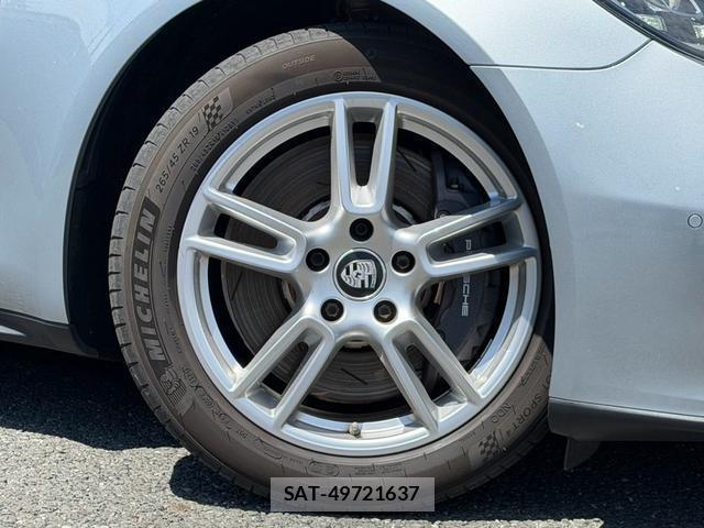 Porsche PANAMERA 2021-01 8344302-5