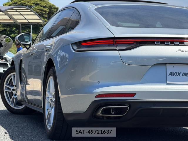 Porsche PANAMERA 2021-01 8344302-6