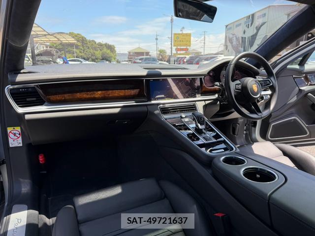 Porsche PANAMERA 2021-01 8344302-8