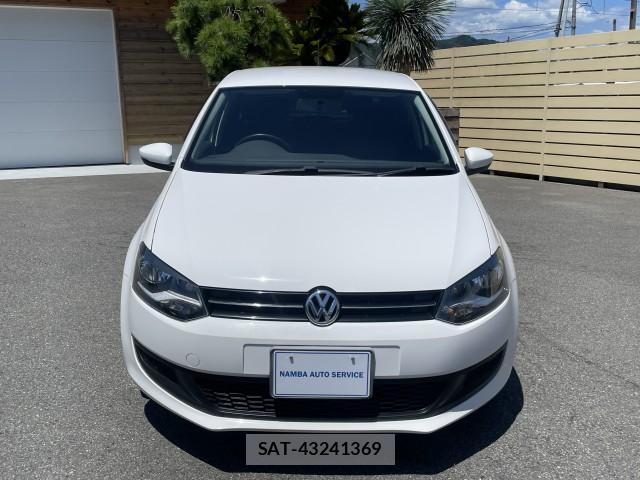 VolksWagen POLO 2014-03 8342379-1
