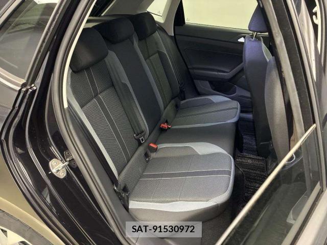 VolksWagen POLO 2024-11 8342992-4