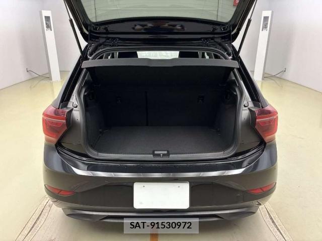 VolksWagen POLO 2024-11 8342992-6