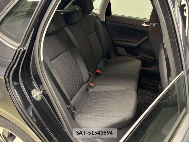 VolksWagen POLO 2019-09 8342994-6