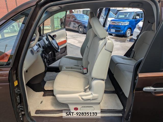 Toyota PORTE 2014-01 8343290-14
