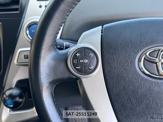 Toyota PRIUS ALPHA 2012-12 8342278-18