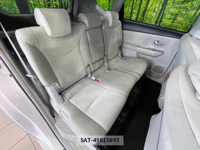 Toyota PRIUS ALPHA 2012-07 8342411-8