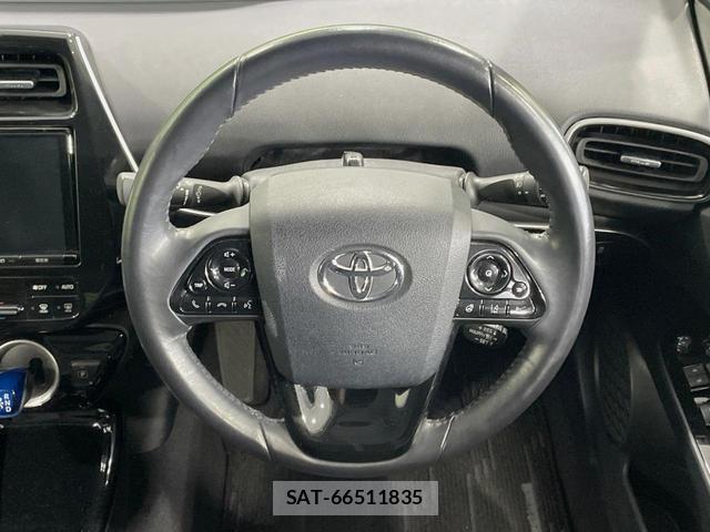 Toyota PRIUS PHV 2018-06 8342293-10