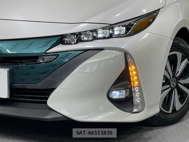 Toyota PRIUS PHV 2018-06 8342293-11