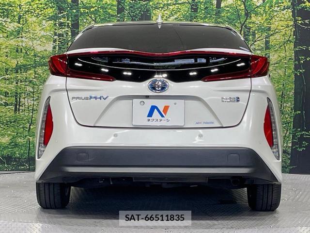 Toyota PRIUS PHV 2018-06 8342293-14