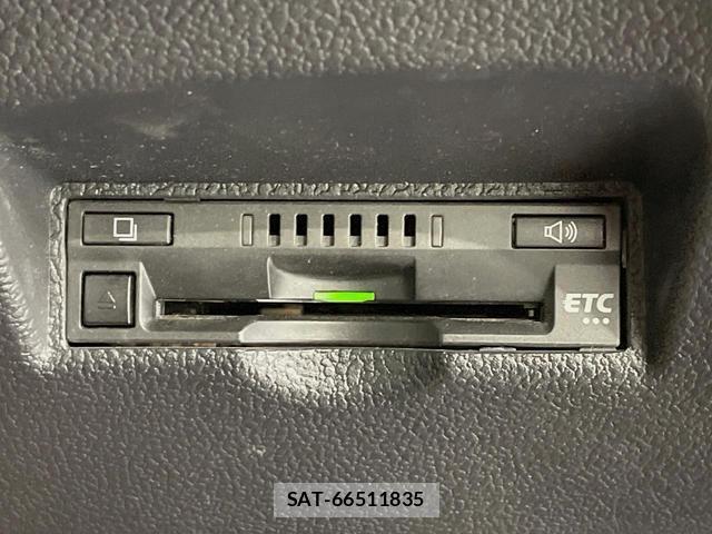 Toyota PRIUS PHV 2018-06 8342293-4