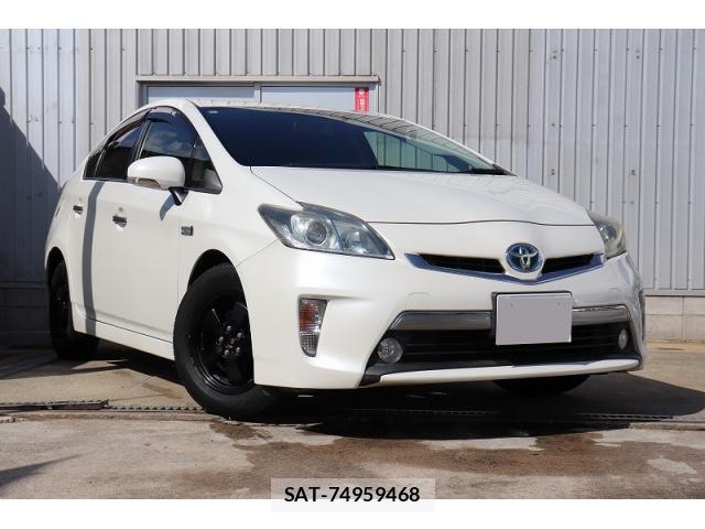 Toyota PRIUS PHV 2012-11 8342900-0