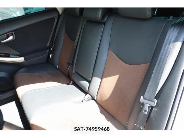Toyota PRIUS PHV 2012-11 8342900-11