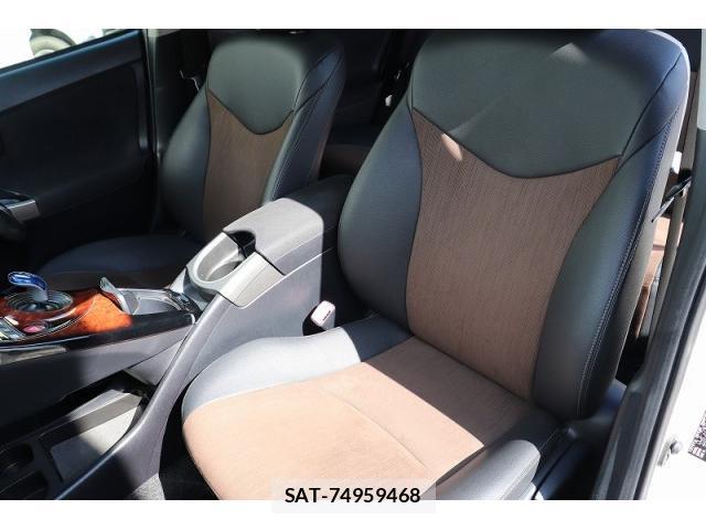 Toyota PRIUS PHV 2012-11 8342900-12