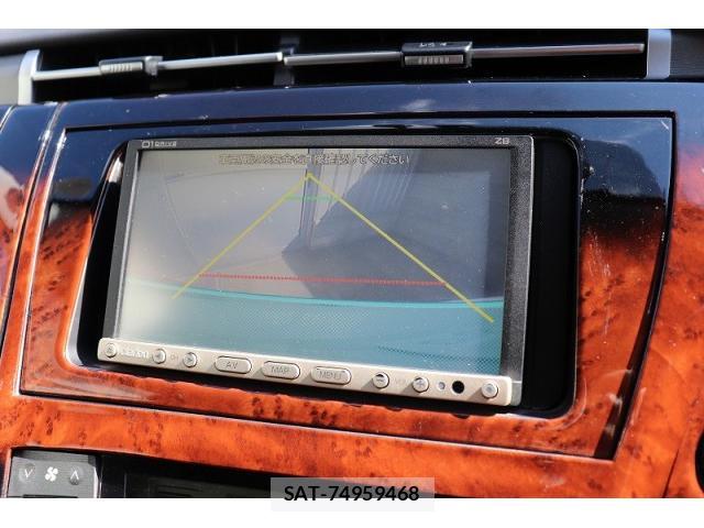 Toyota PRIUS PHV 2012-11 8342900-16