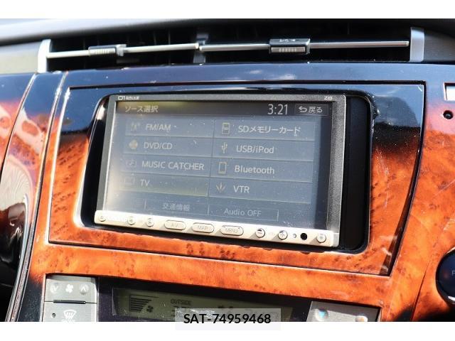 Toyota PRIUS PHV 2012-11 8342900-17