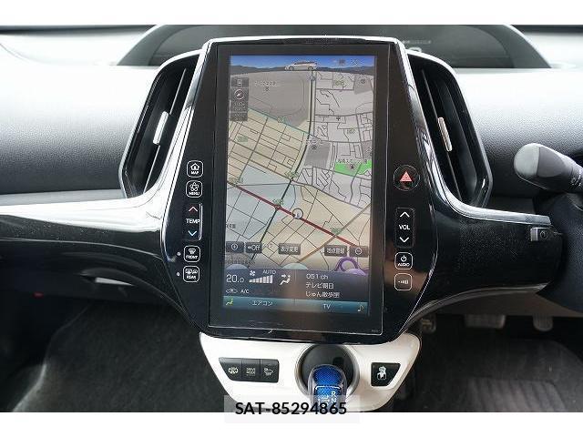 Toyota PRIUS PHV 2017-02 8343853-12