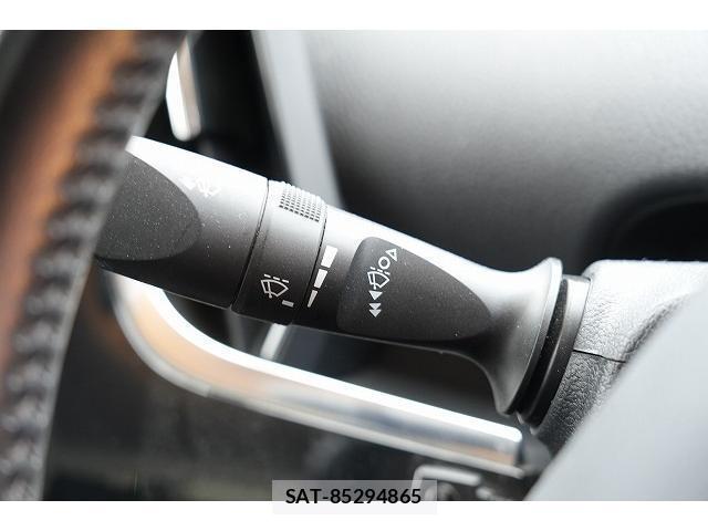 Toyota PRIUS PHV 2017-02 8343853-13