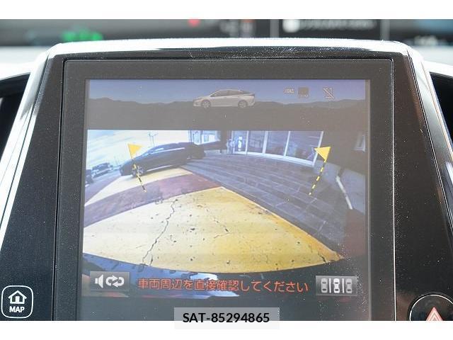 Toyota PRIUS PHV 2017-02 8343853-6