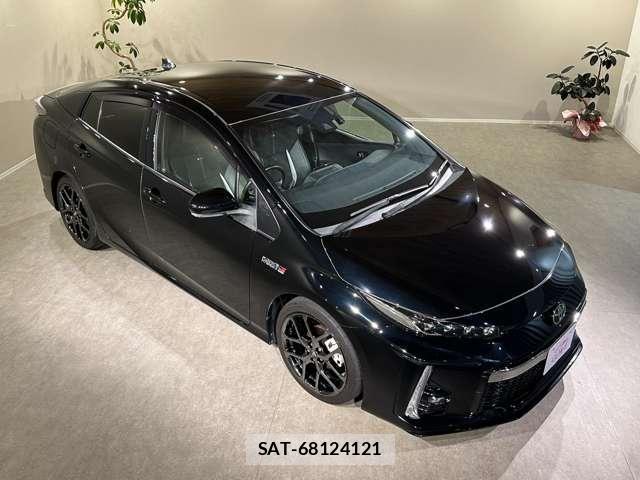 Toyota PRIUS PHV 2018-06 8344097-11
