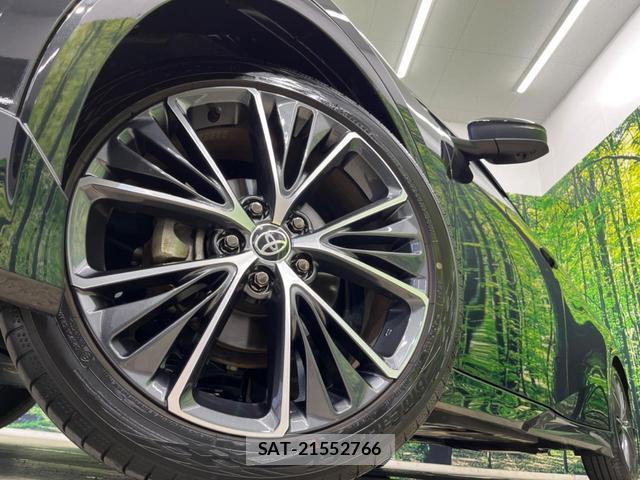 Toyota PRIUS 2025-04 8342182-12