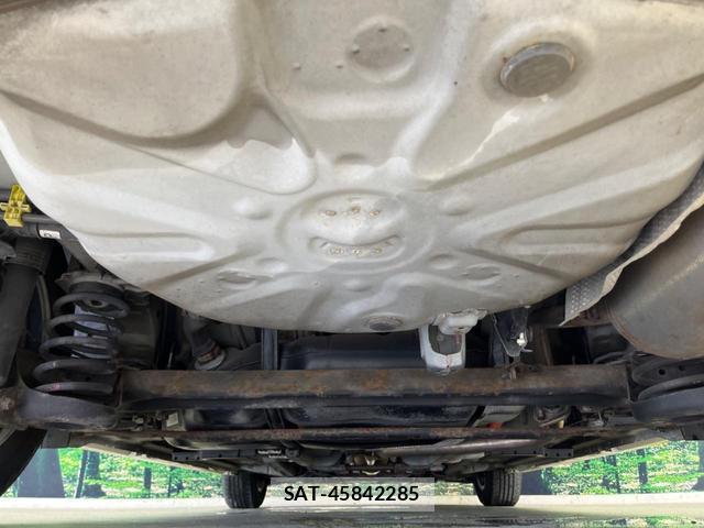 Toyota PRIUS 2012-07 8342185-18