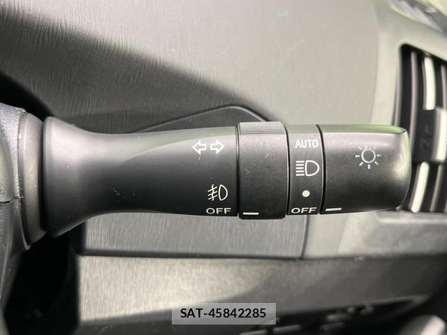 Toyota PRIUS 2012-07 8342185-5
