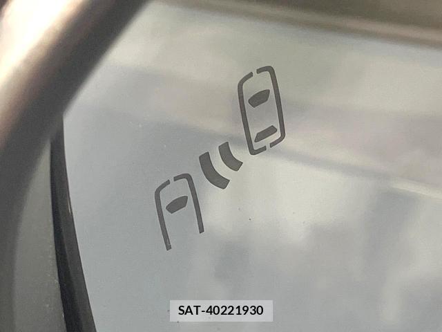Toyota PRIUS 2023-09 8342226-6