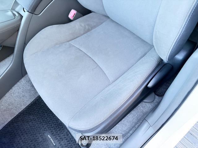 Toyota PRIUS 2011-08 8342277-16