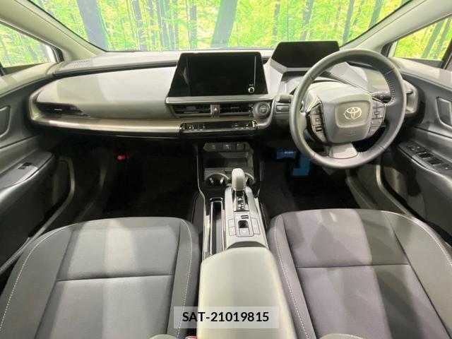 Toyota PRIUS 2023-08 8342347-1