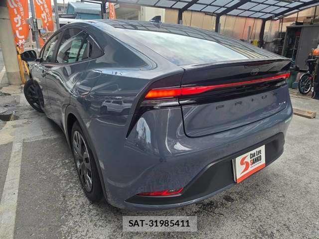 Toyota PRIUS 2025-02 8342381-2