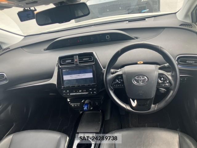 Toyota PRIUS 2019-06 8342427-7