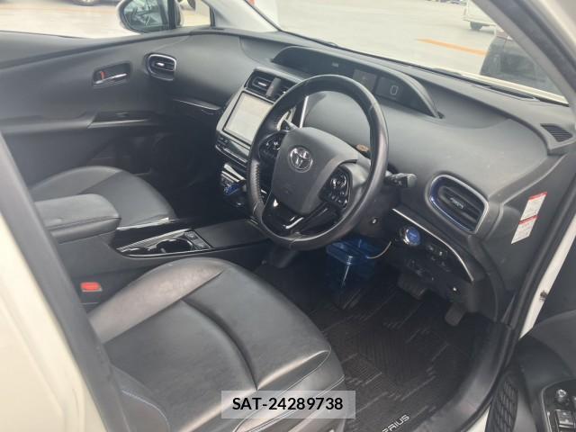 Toyota PRIUS 2019-06 8342427-8