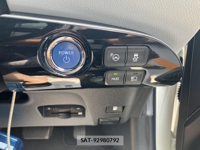 Toyota PRIUS 2016-06 8342429-6