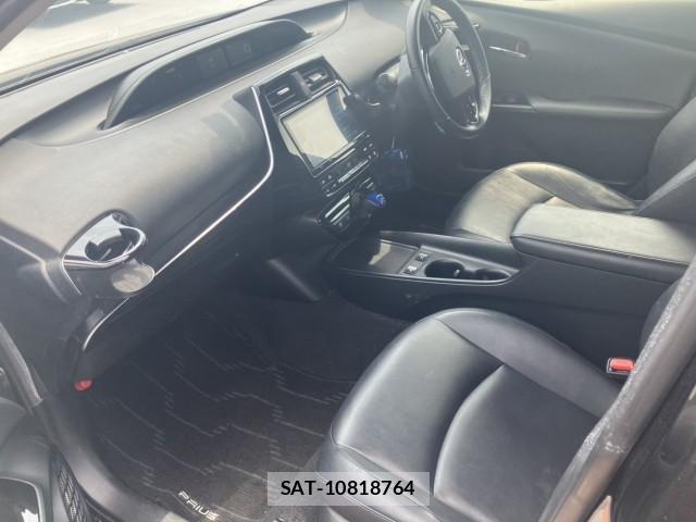 Toyota PRIUS 2021-08 8342430-12