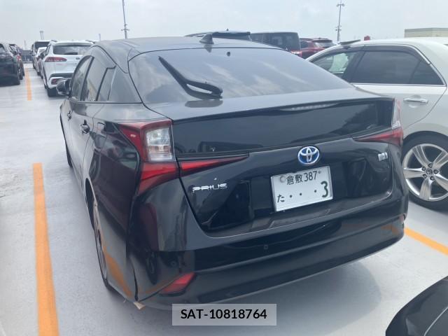 Toyota PRIUS 2021-08 8342430-3