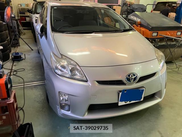 Toyota PRIUS 2011-10 8342829-1