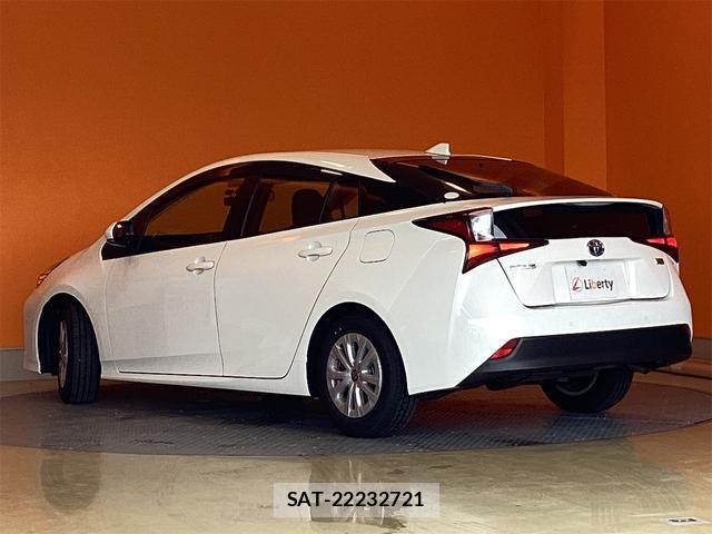 Toyota PRIUS 2020-09 8343024-6